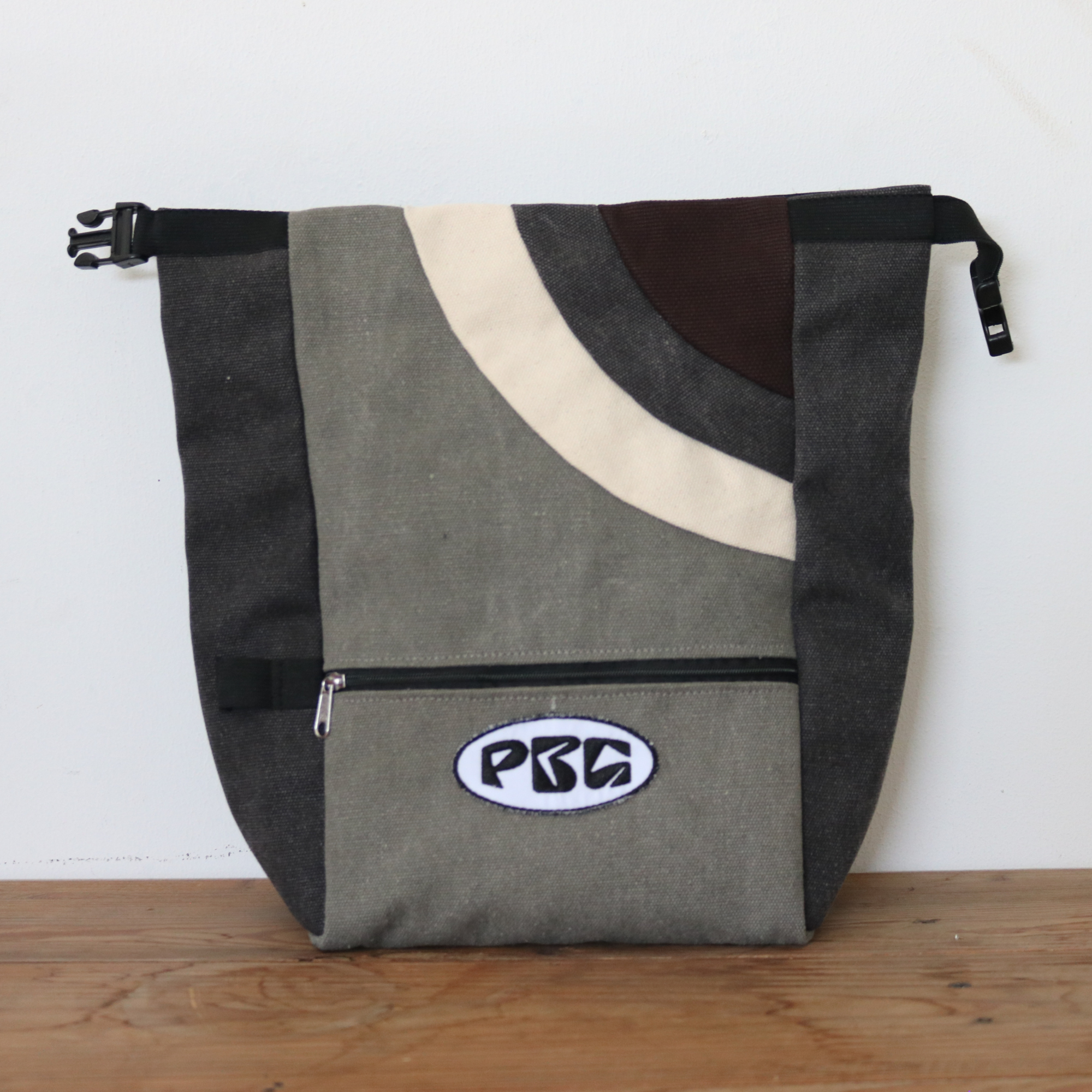 Hiking Pouches - Image 4