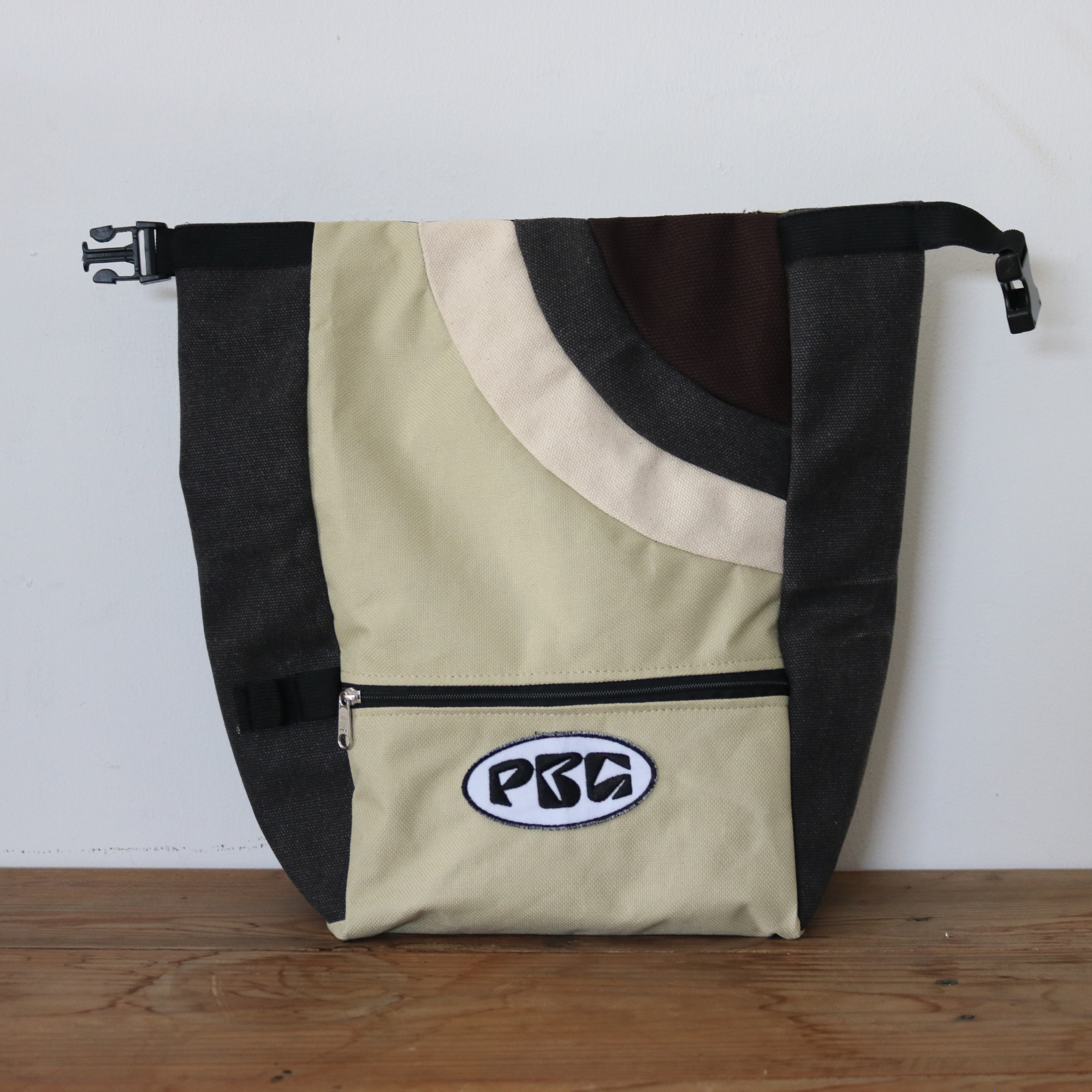 Hiking Pouches - Image 3