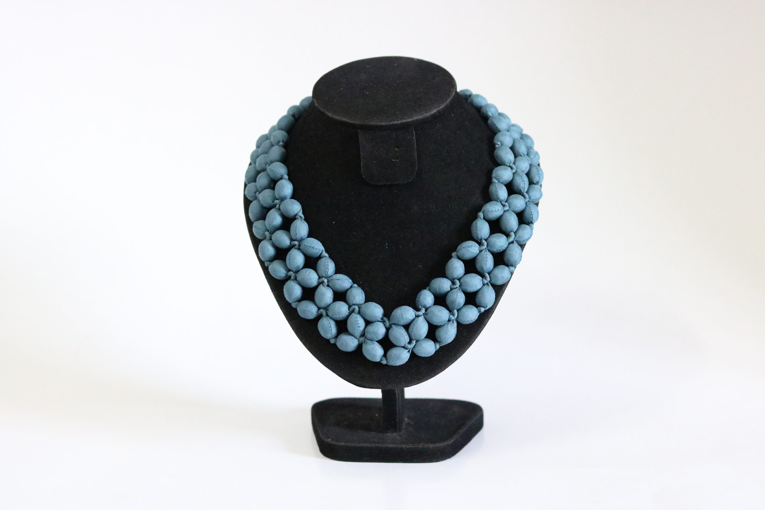 Silk bead Necklace Bandle - Image 6