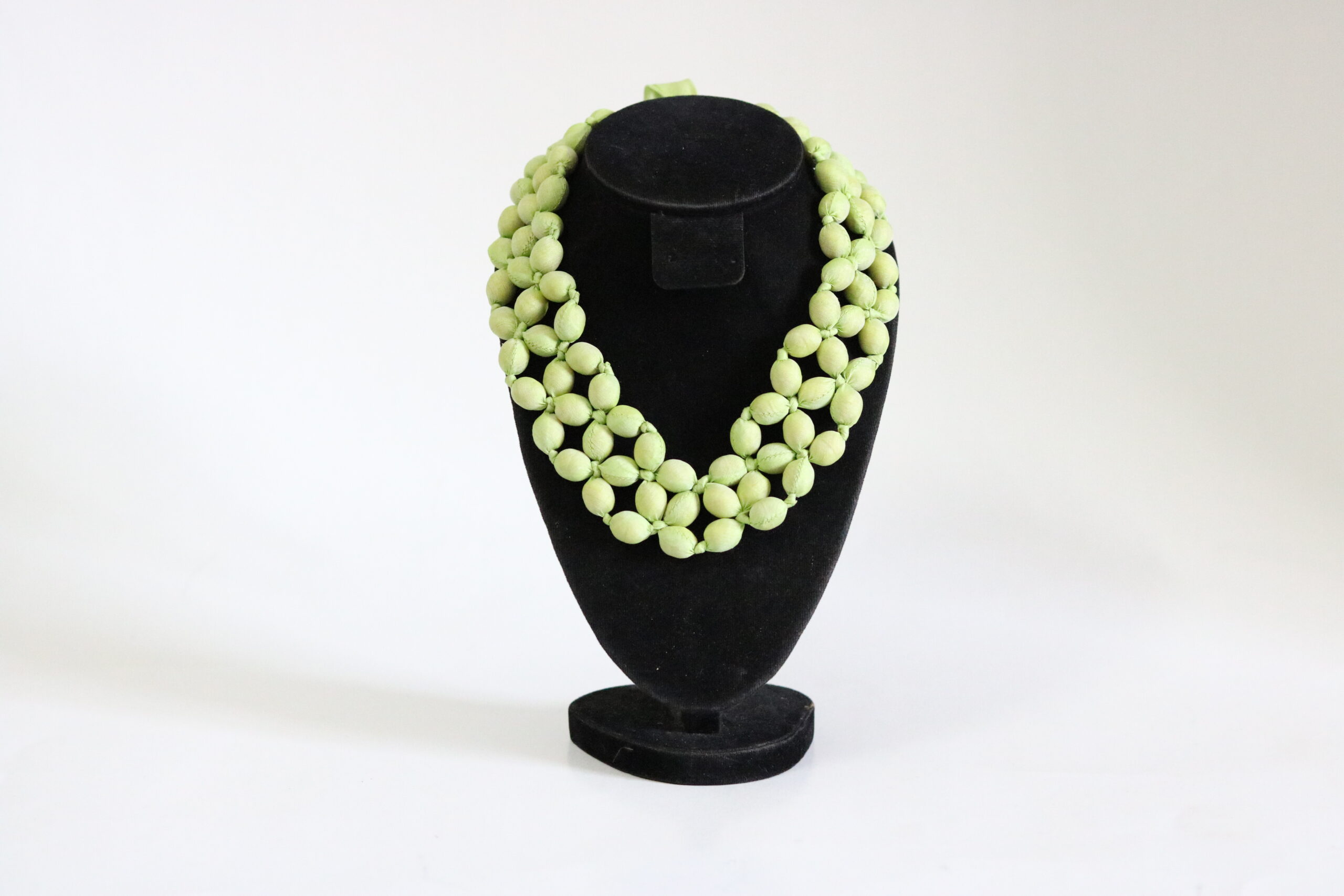 Silk Necklace Bandle