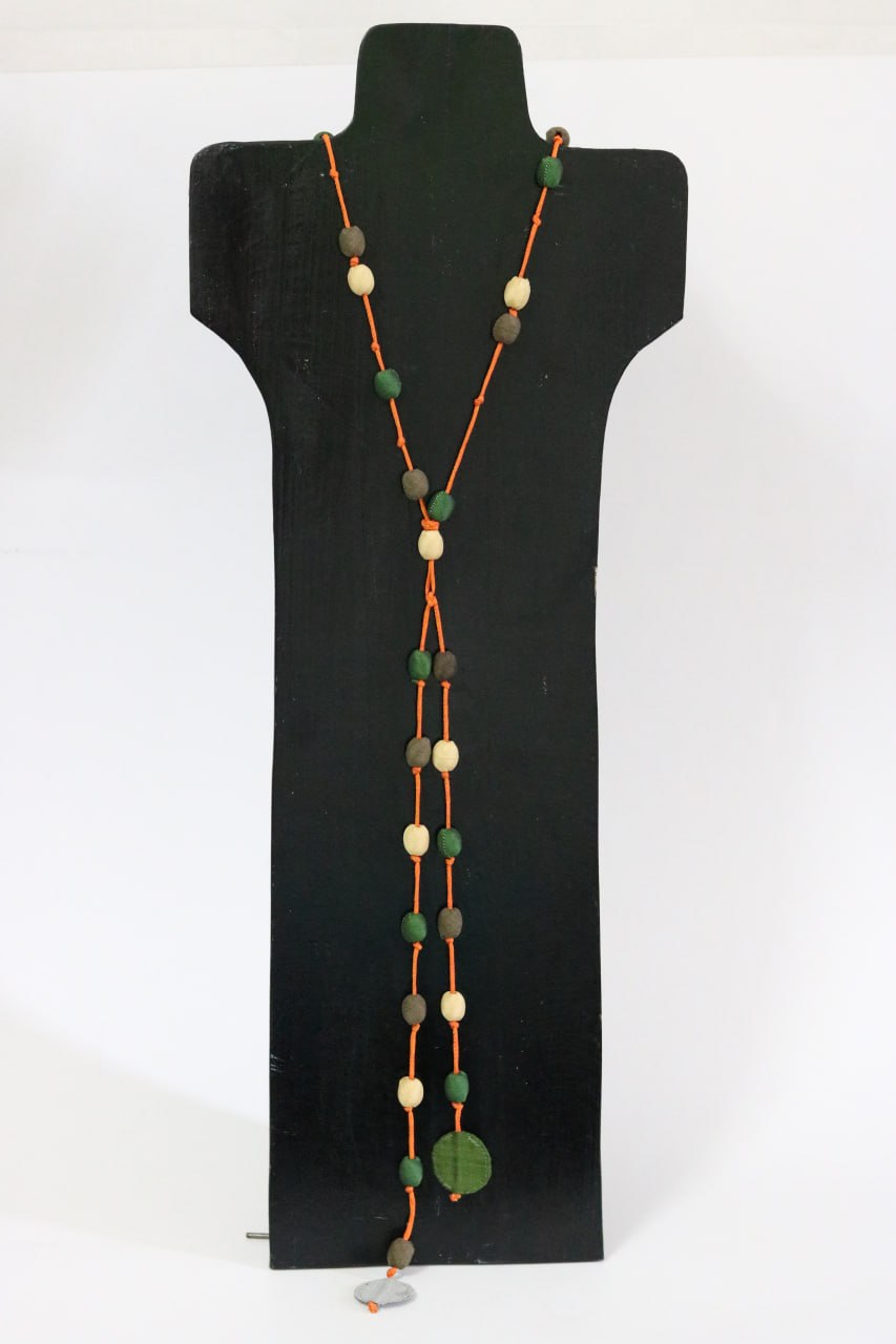 Silk beads 1 layer Necklace - Image 12